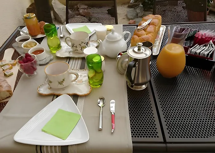 Bed and breakfast Le Pigeonnier De La Lamoure