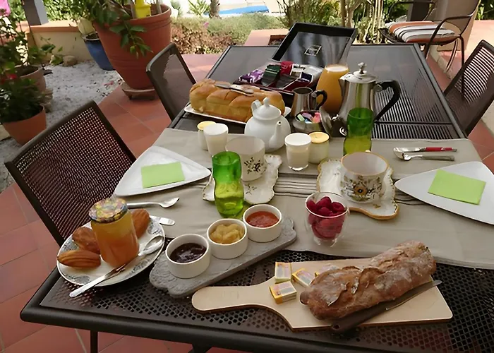 Bed and breakfast Le Pigeonnier De La Lamoure Villaudric